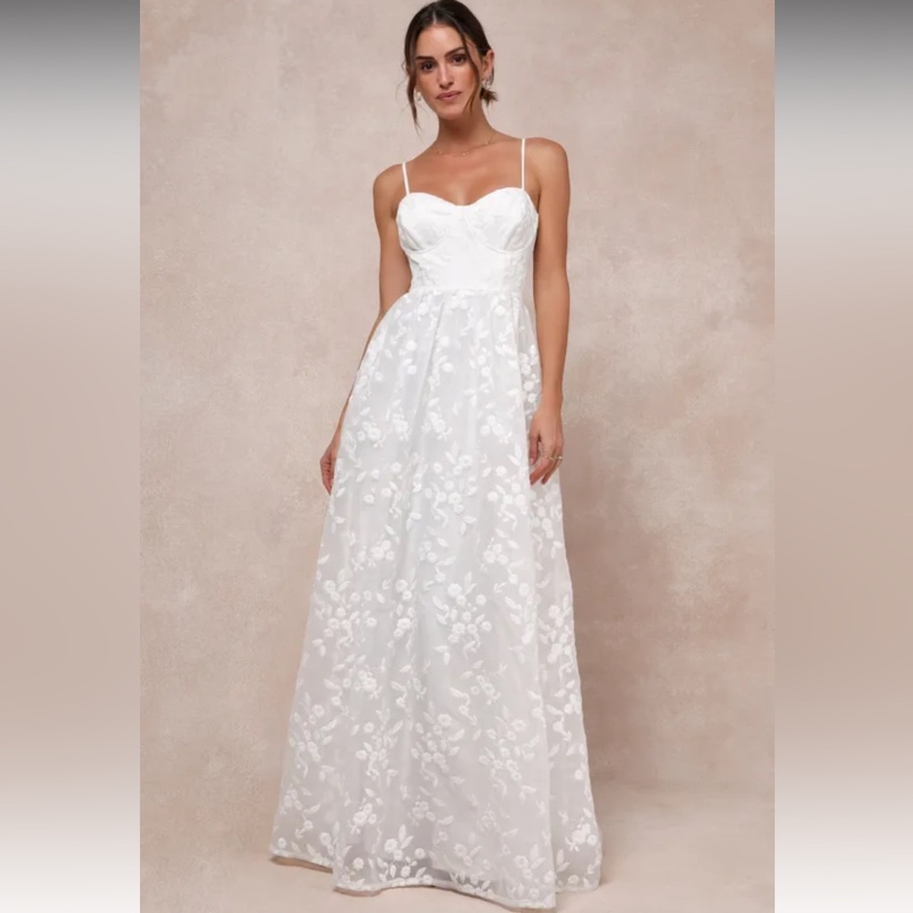 NWT Lulus Ethereal Perfection White Organza Embroidered Bustier Maxi Dress